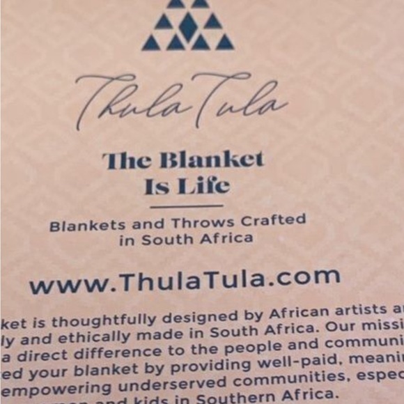 Light zebra print throw - Picture 3 of 3